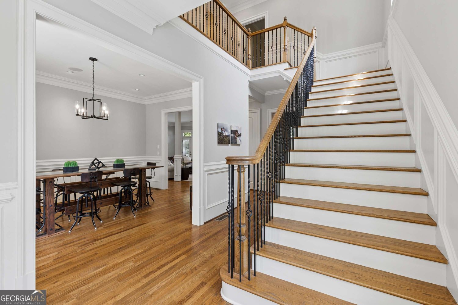 2299 Colonial DR NE
