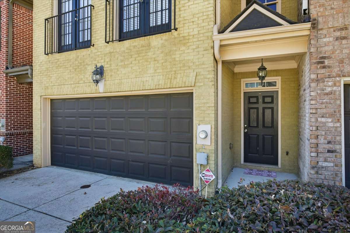 1686 Oakbrook Lake DR