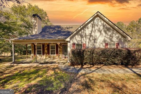 Photo of 55 Ashland Farm Road, Oxford, GA 30054 (MLS # 10639500)