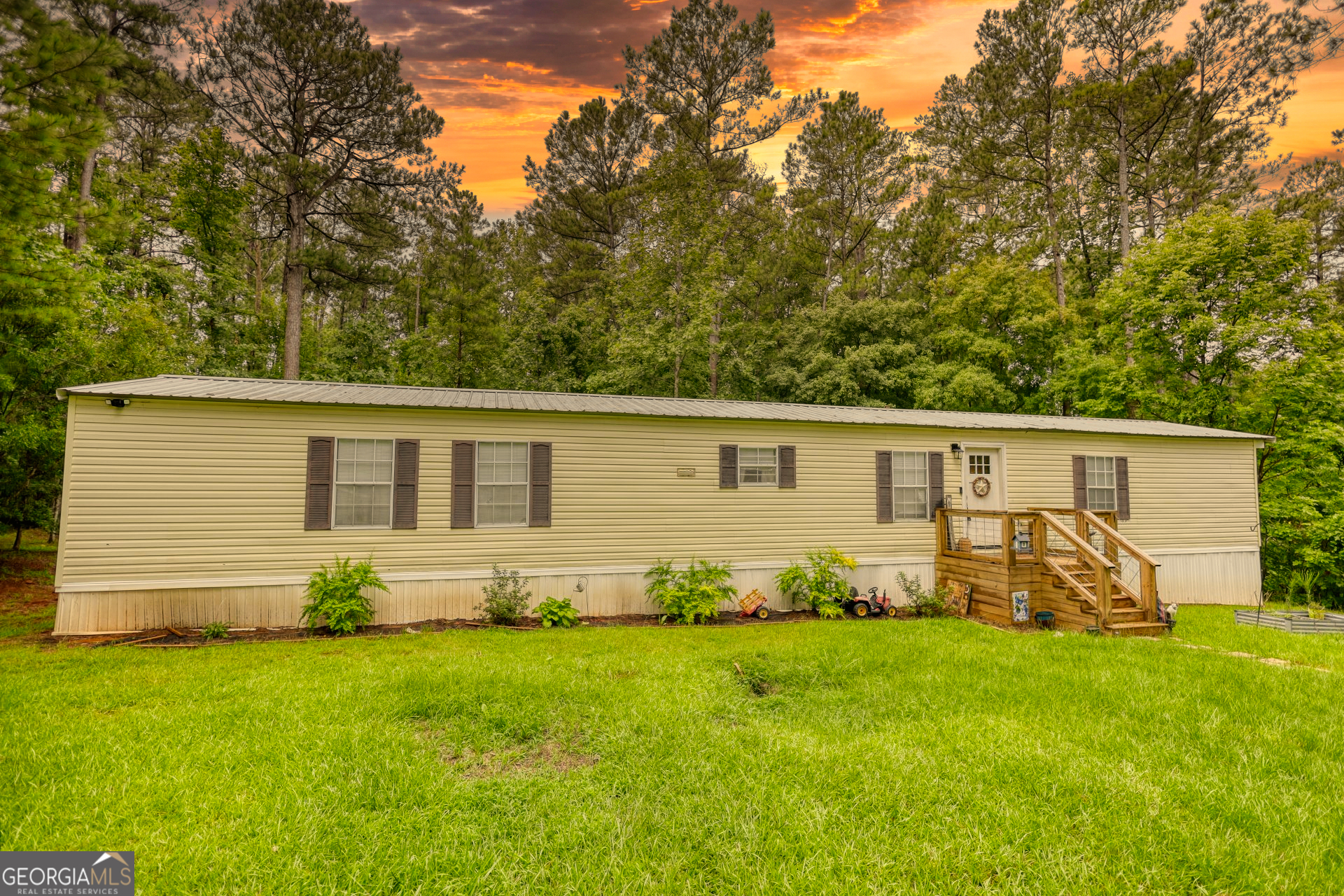 View Eatonton, GA 31024 mobile home