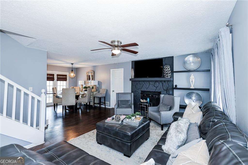 Woodmere - Residential