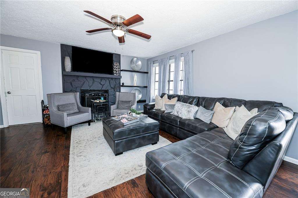 Woodmere - Residential