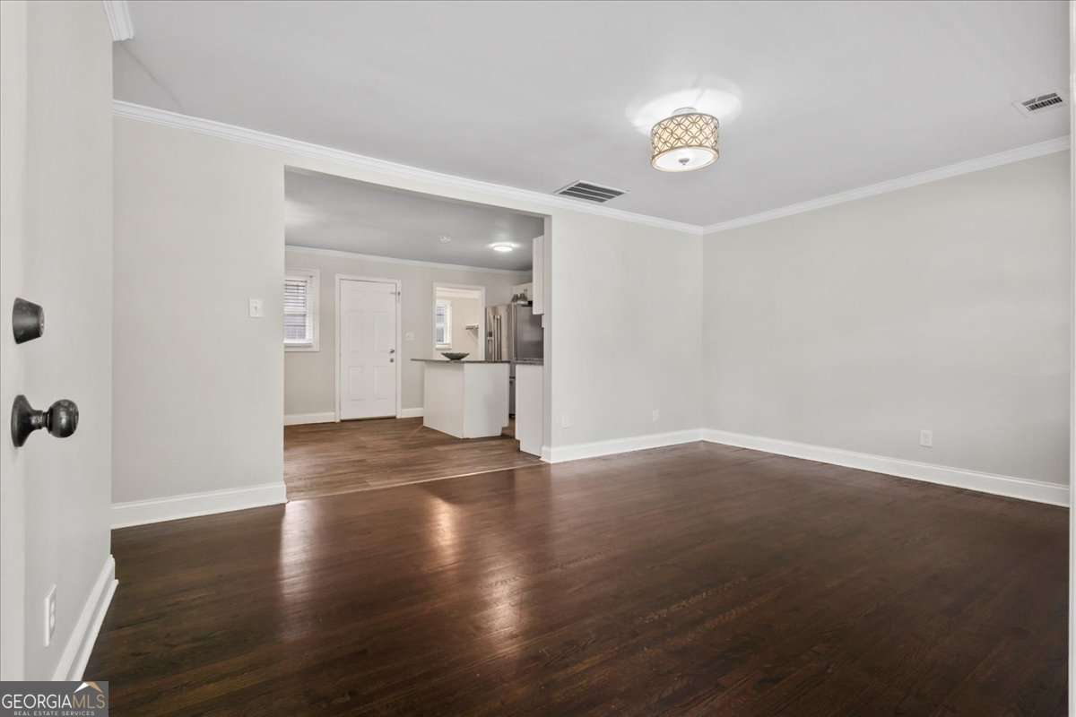 3962 Cornell BLVD SW