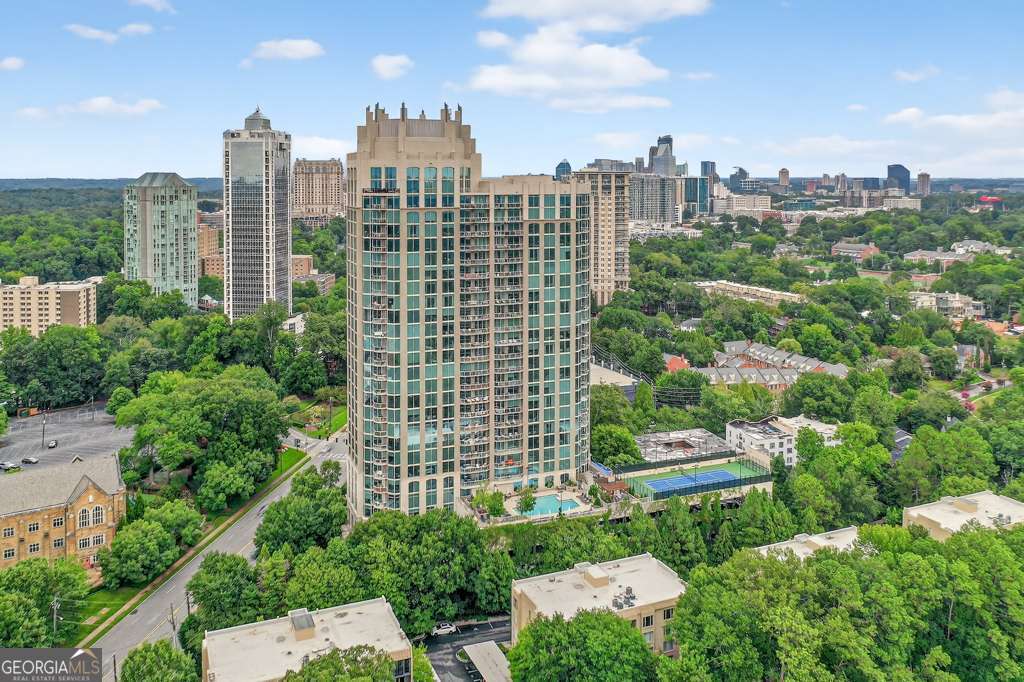 2795 Peachtree RD NE 1801