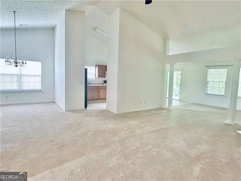 6214 Treeridge DR NW