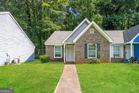 Photo of 5354 Cherry Wood Drive, Stone Mountain, GA 30083 (MLS # 10709855)