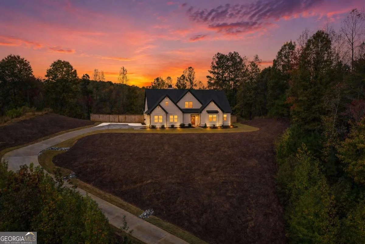 612 Walker Court
