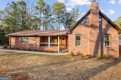 176 Blake LN Ellenwood GA 30294