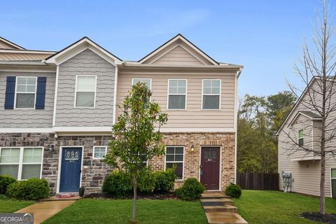 Photo of 841 Ambient Way, Atlanta, GA 30331 (MLS # 10652442)
