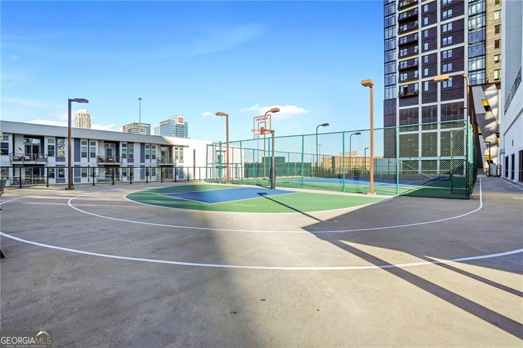 1280 W - Residential