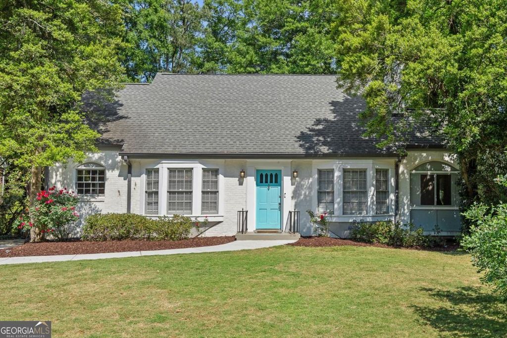 Photo of 216 Heatherdown Road, Decatur, GA 30030 (MLS # 10753960)