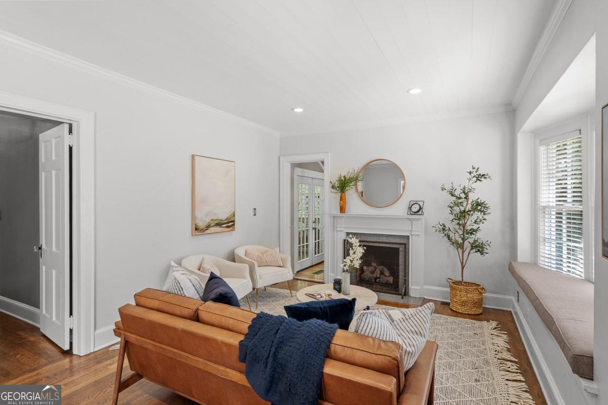 216 Heatherdown RD