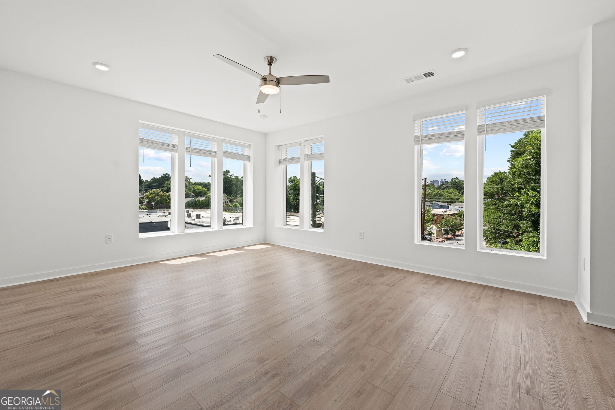 371 Grant Circle SE 1844