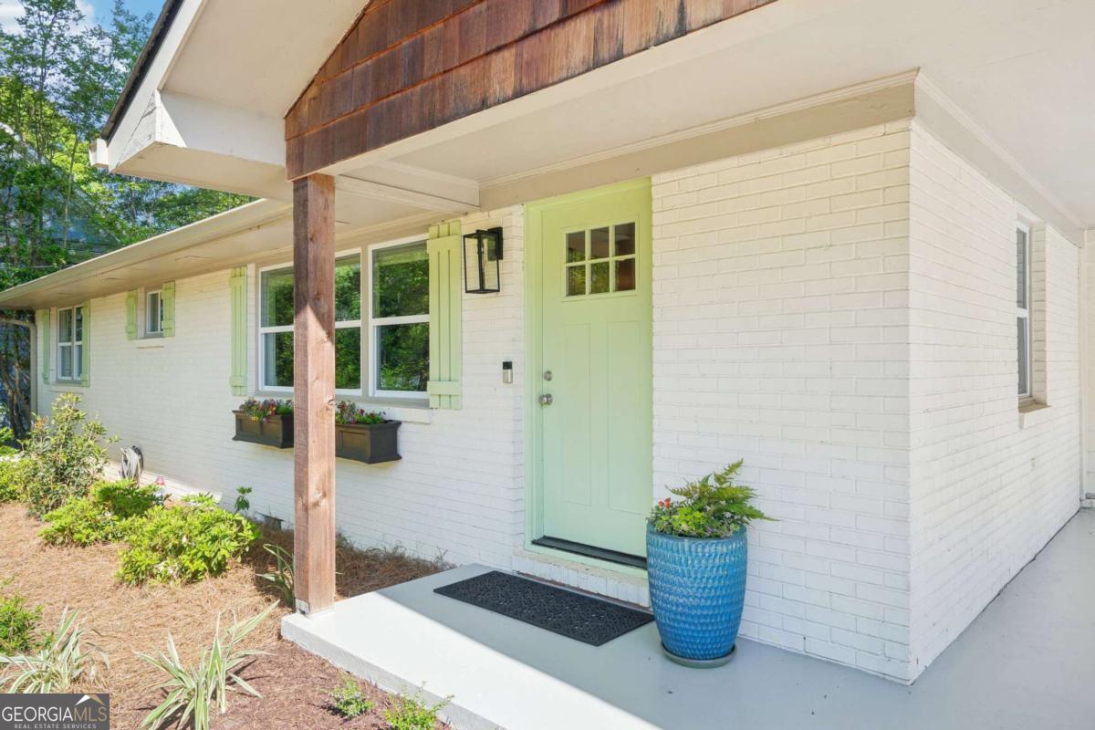 1137 Oakdale DR SE
