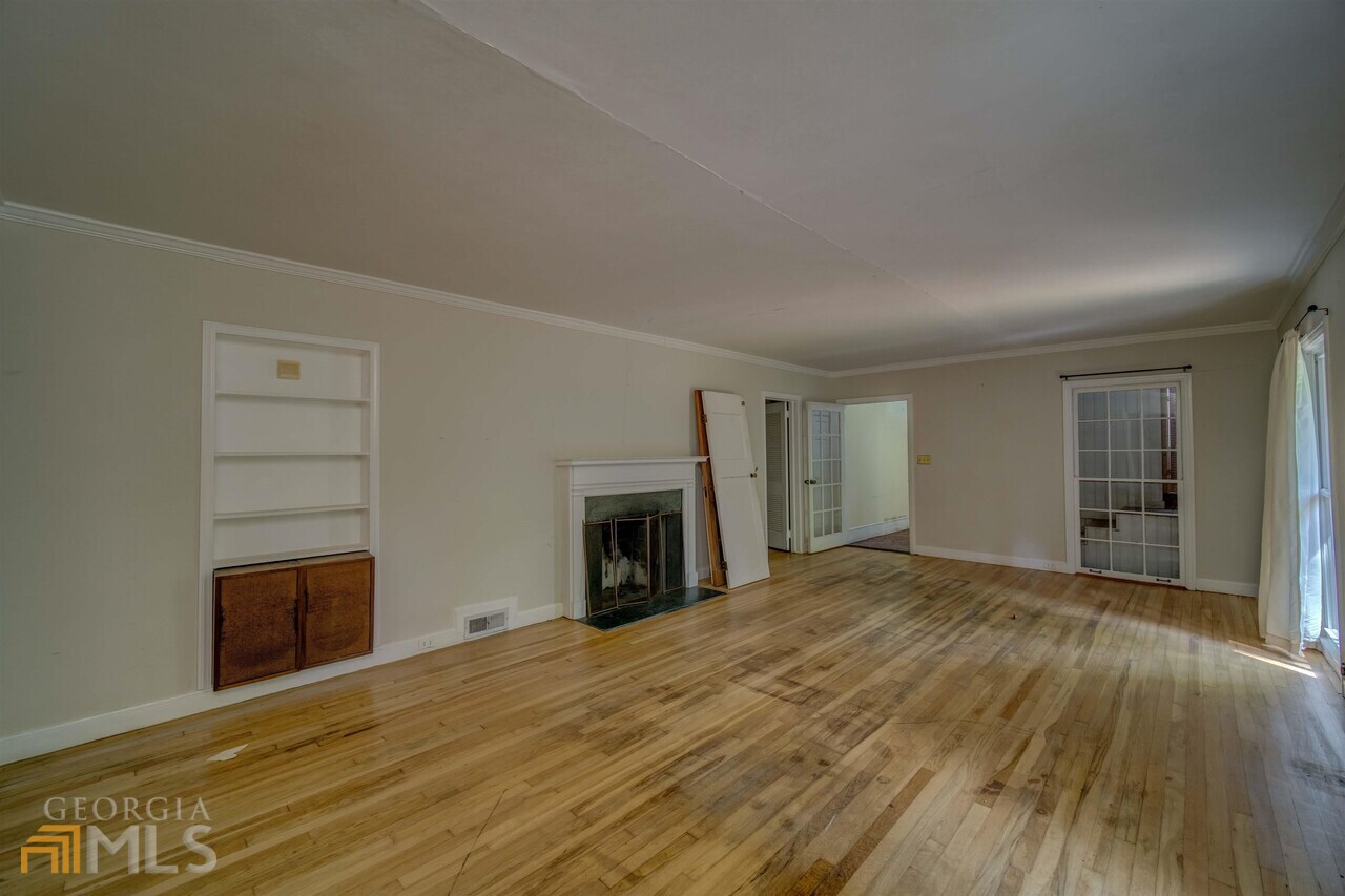Mountain Oak Ph 06 - Residential