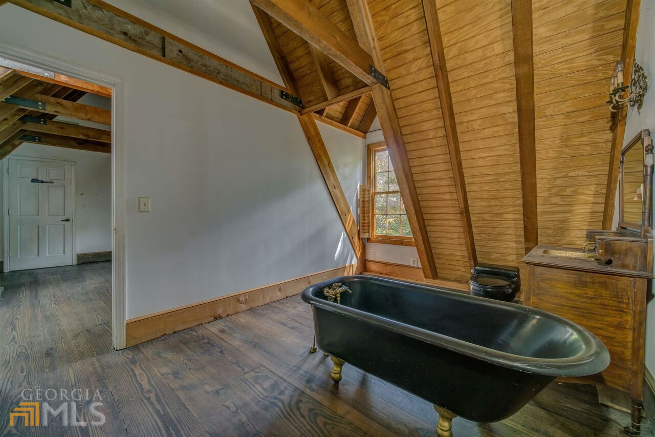Mountain Oak Ph 06 - Residential