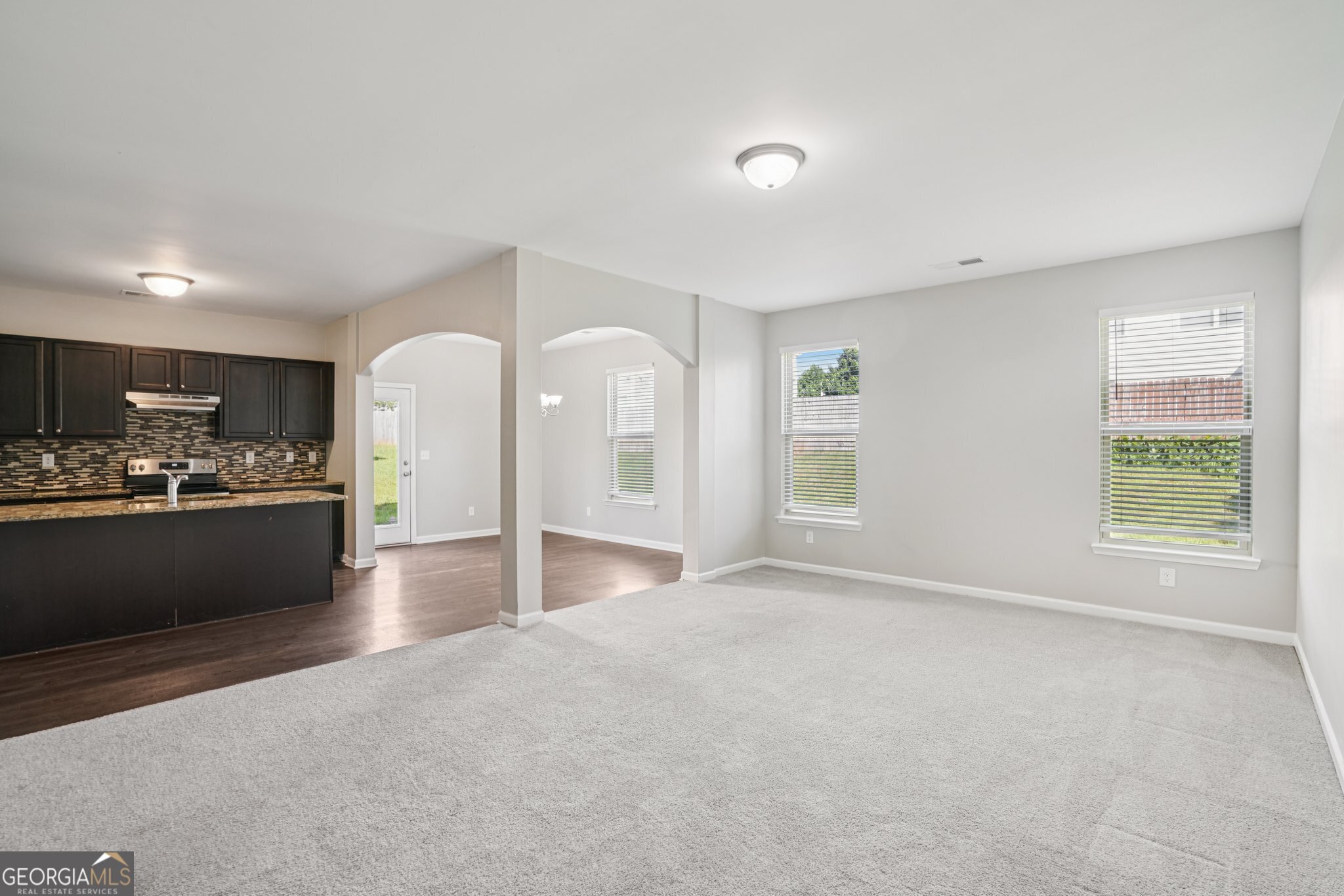 7099 Skippingstone WAY