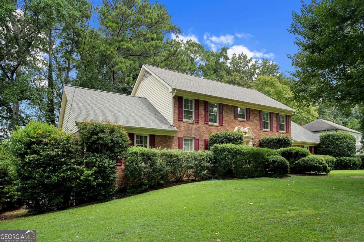 5271 Vernon Lake DR