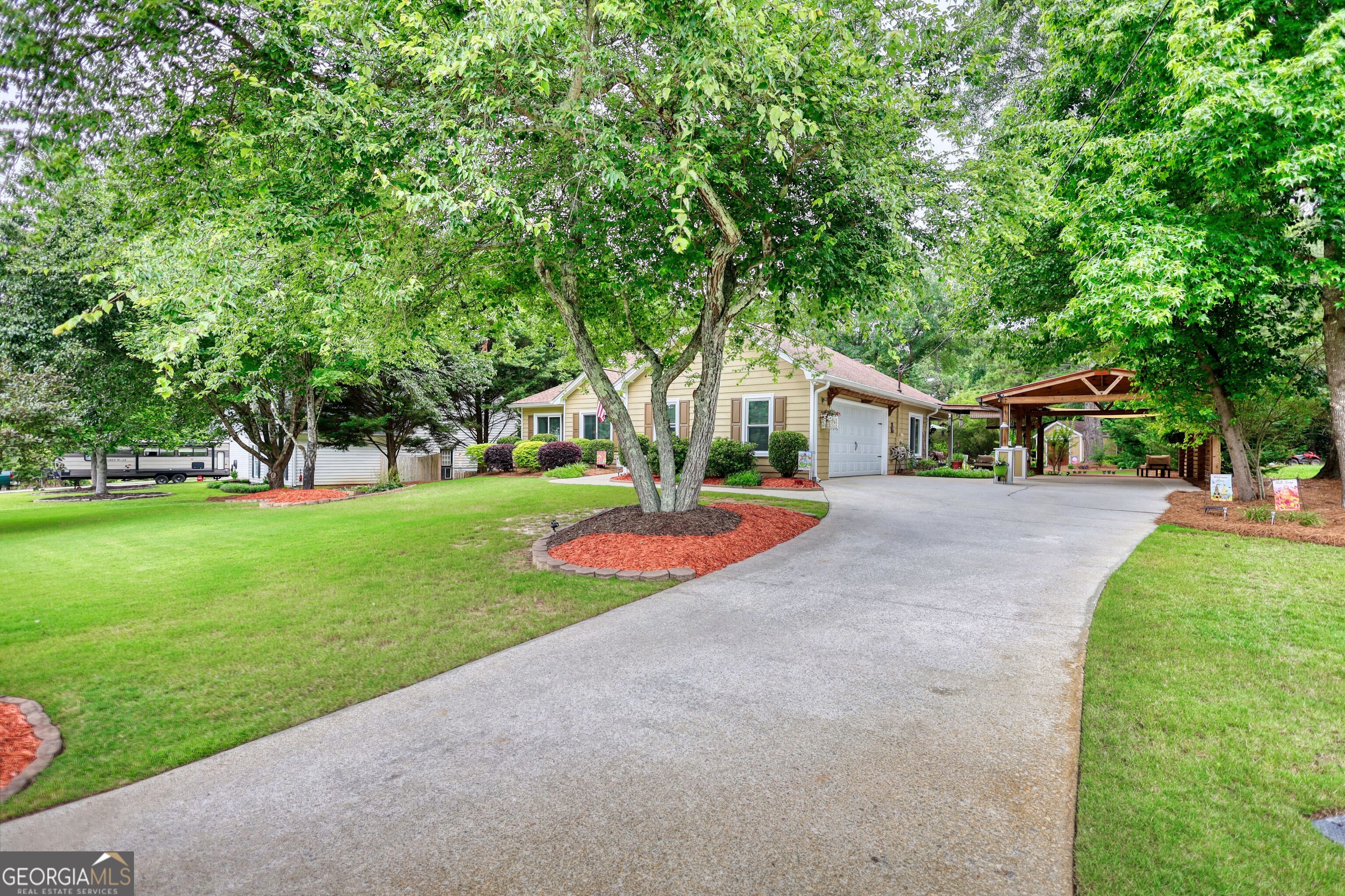 55 Ashton PL