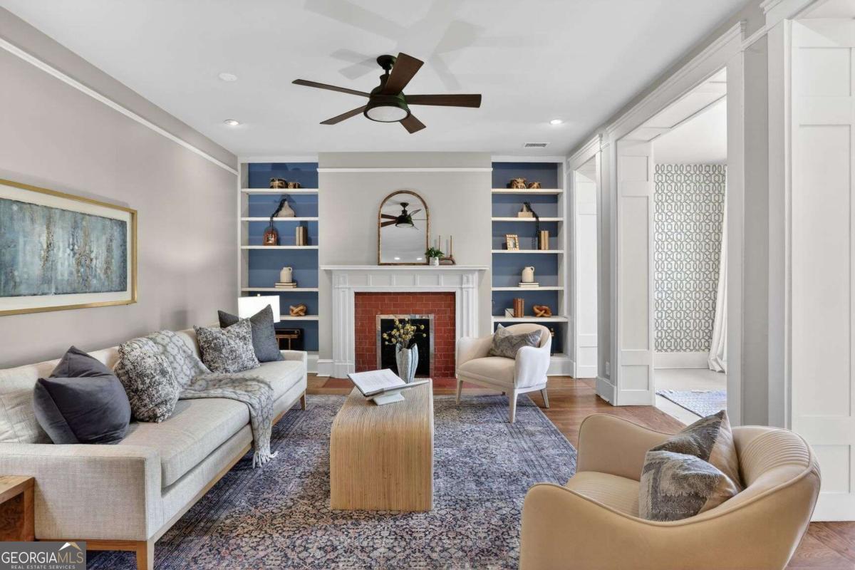 754 Juniper ST NE 11