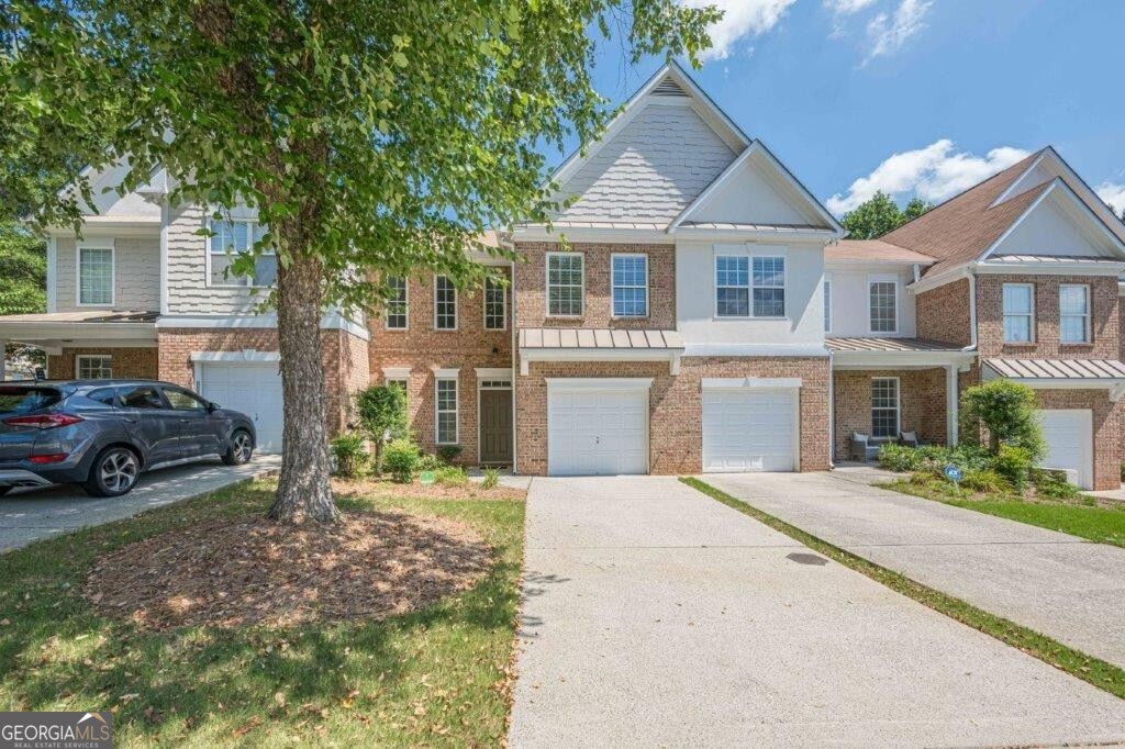 353 Grayson WAY