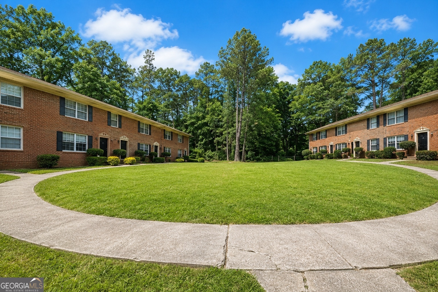 1010 Sexton DR 10