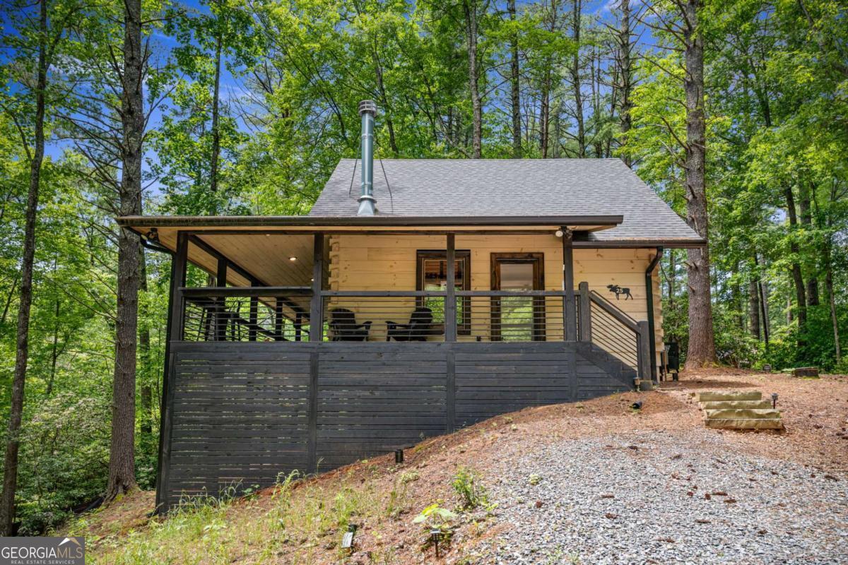 25 Hidden Ridge CT