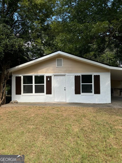 A home in Warner Robins