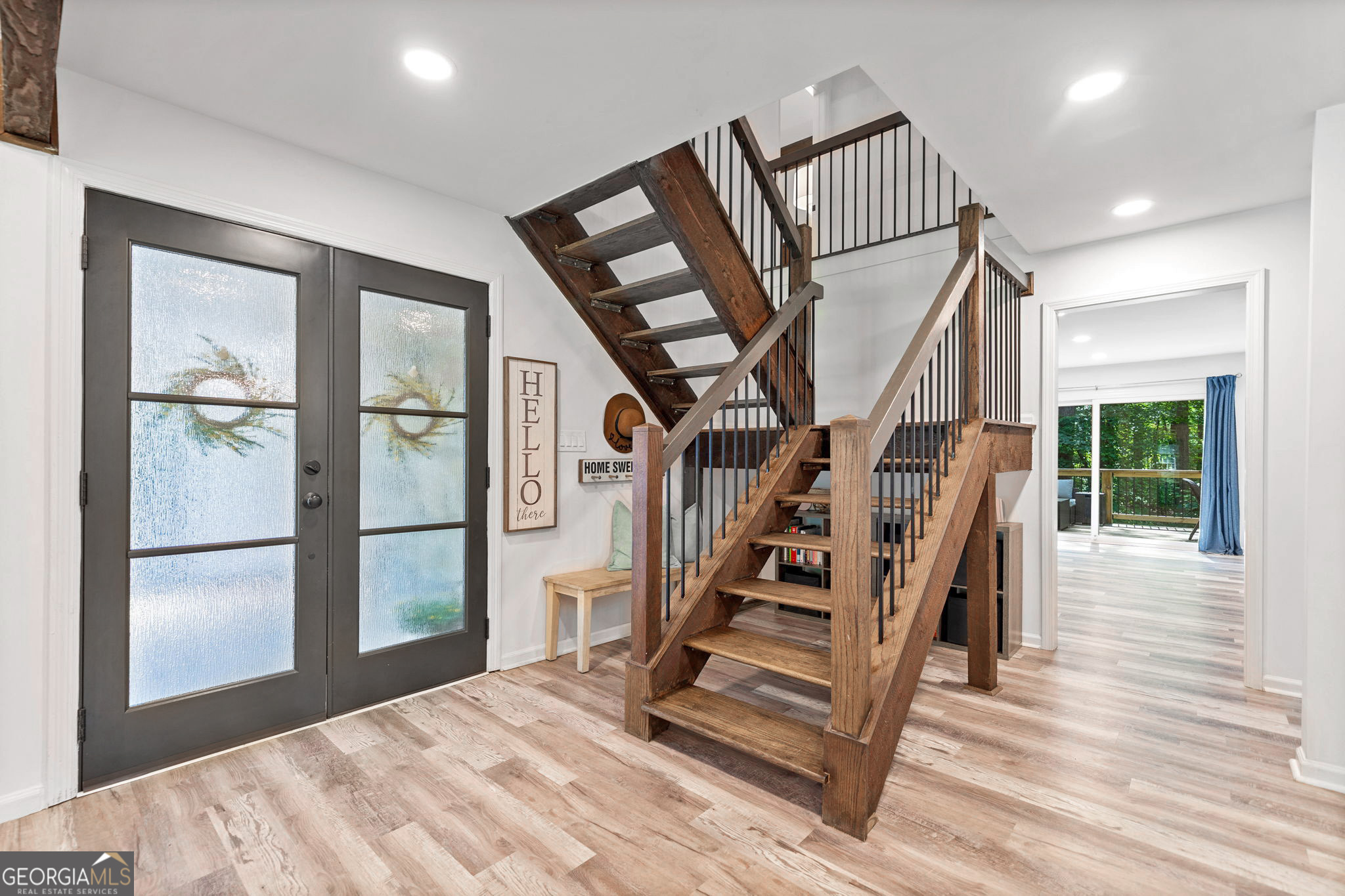 2435 Roxburgh DR