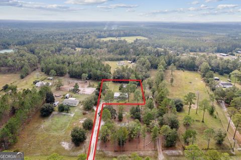 A home in Folkston