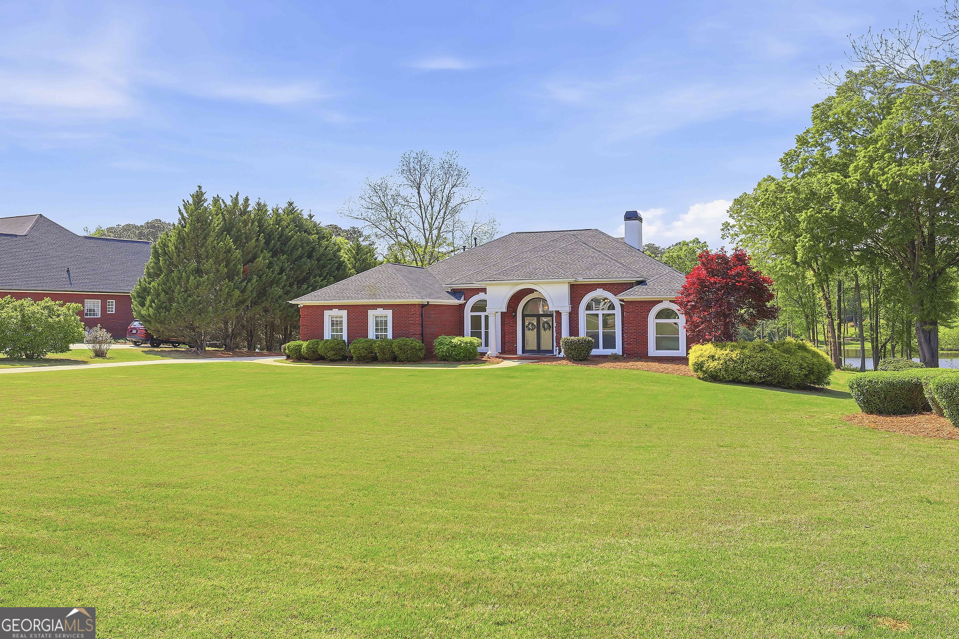 110 Lake Park CT