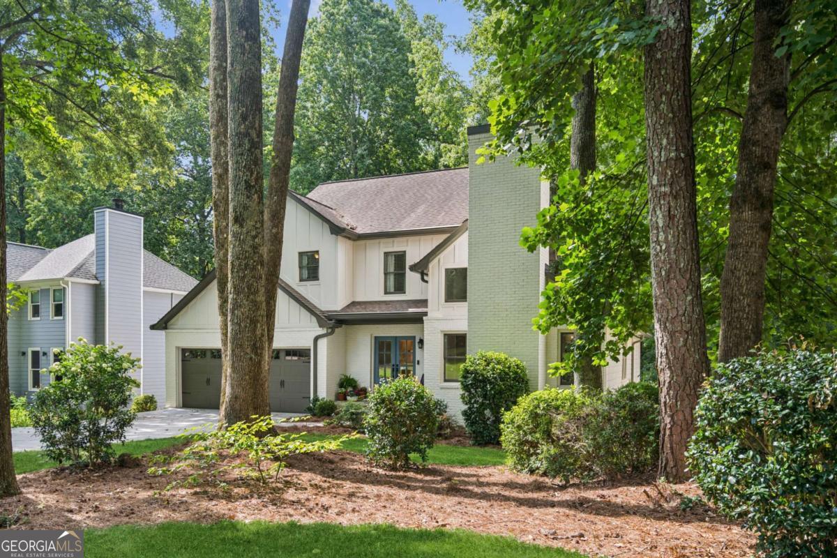 1033 Pine Grove DR