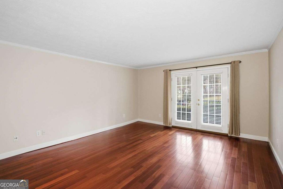 3440 Essex AVE 103