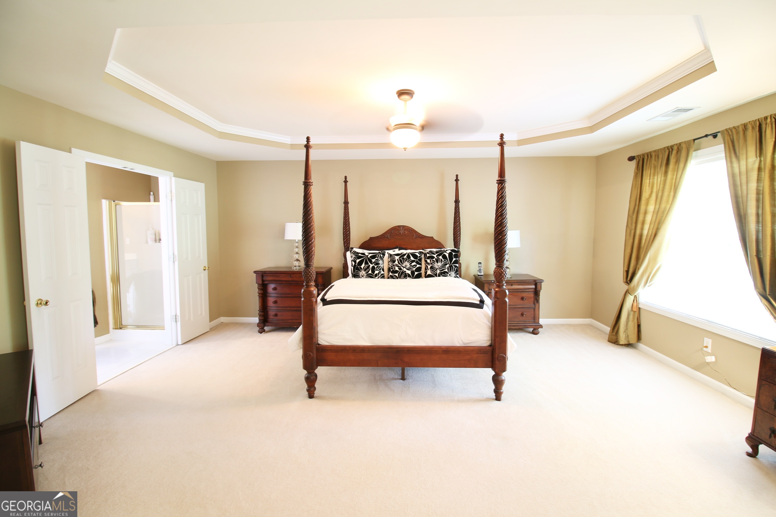 Ivy Manor - Residential