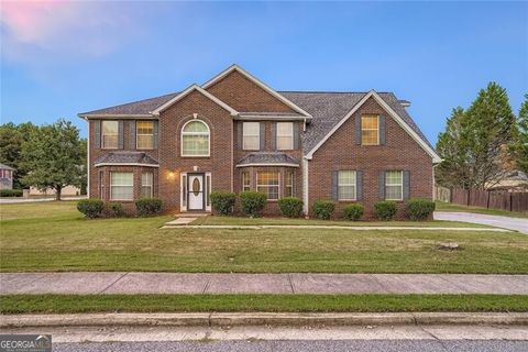 Photo of 6843 Foxfire Place, Atlanta, GA 30349 (MLS # 10618527)