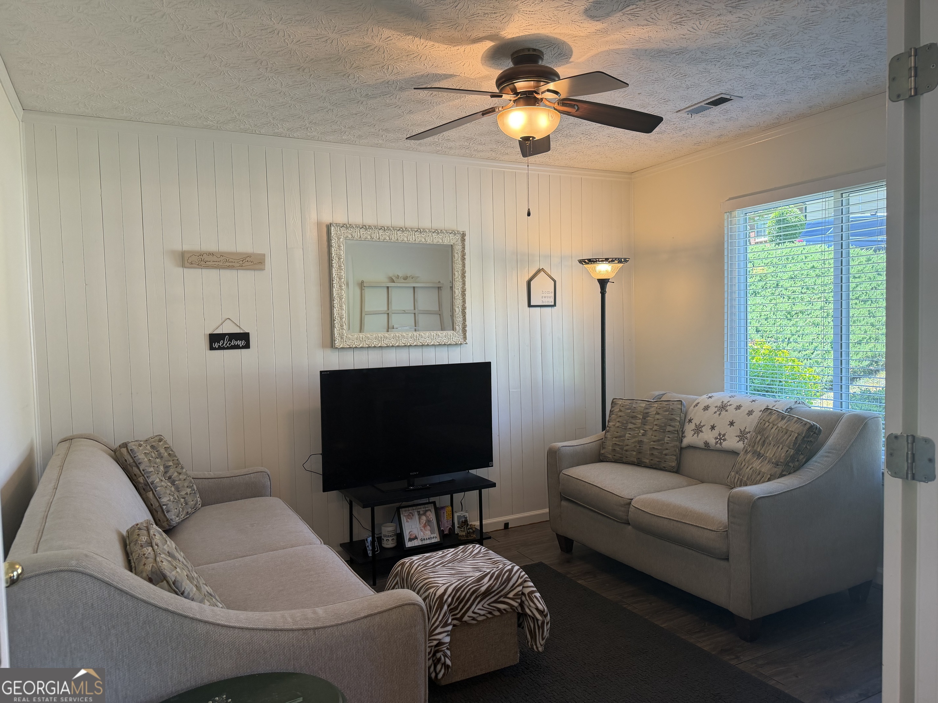 120 Sagamore LN