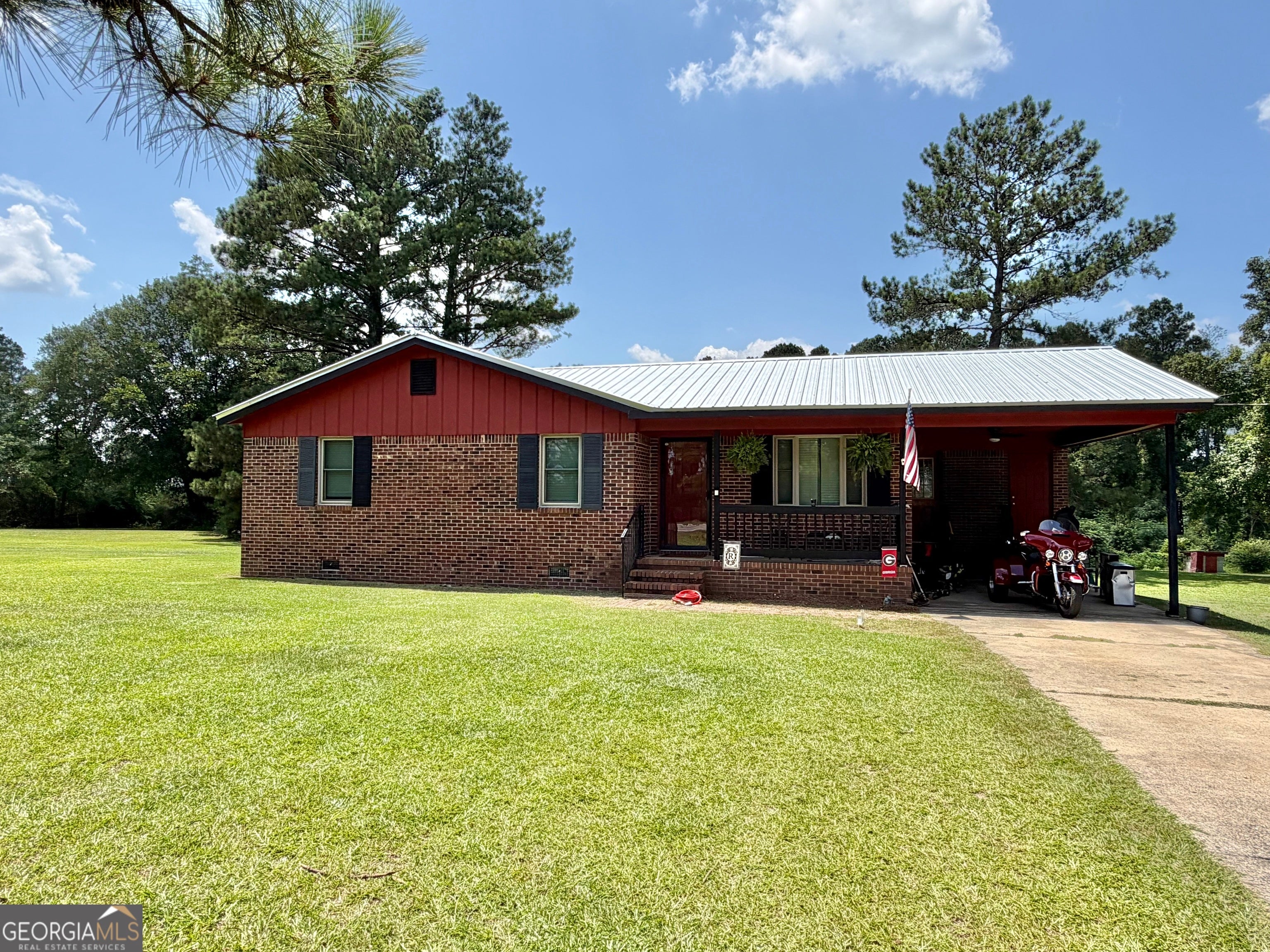 1490 N HWY 319