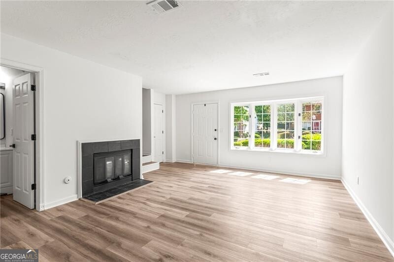 197 Holcomb Ferry RD