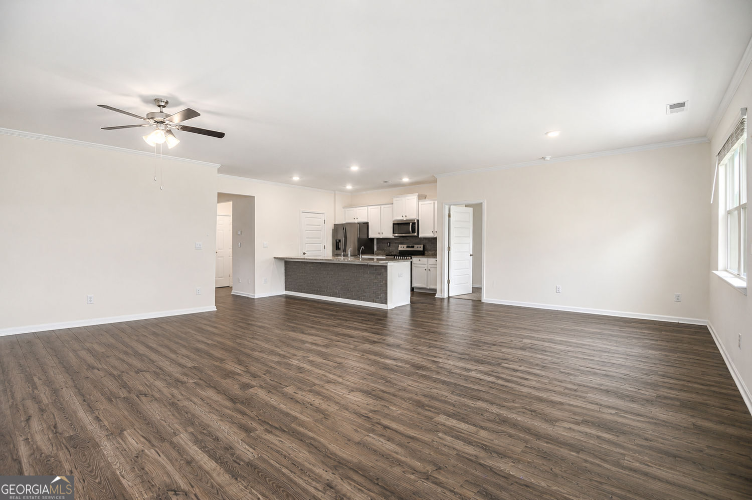 2304 Pelham PASS