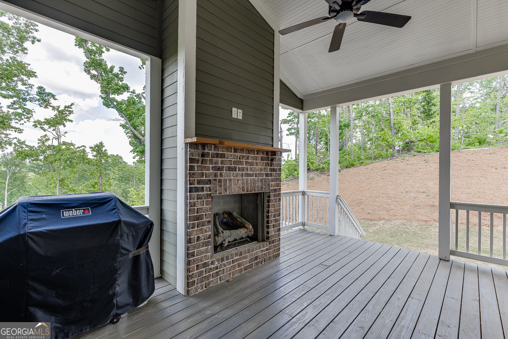 Sterling On The Lake - Residential