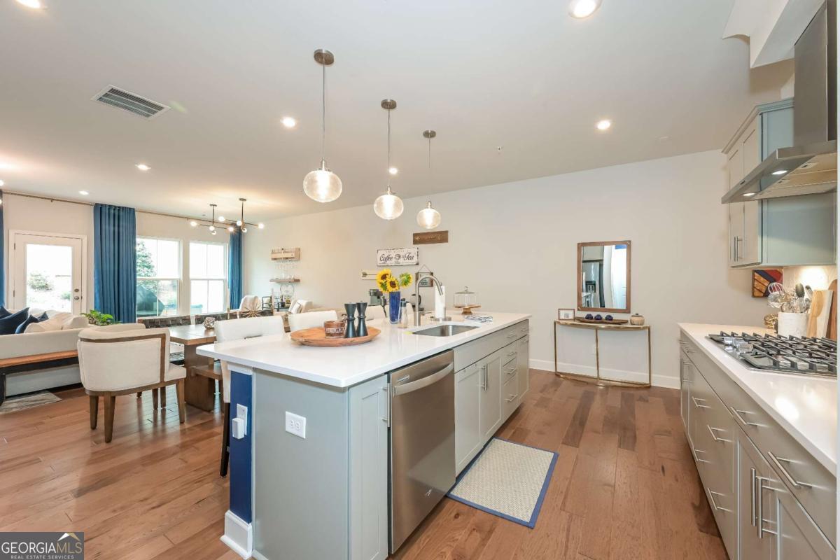 521 Atlanta - Residential