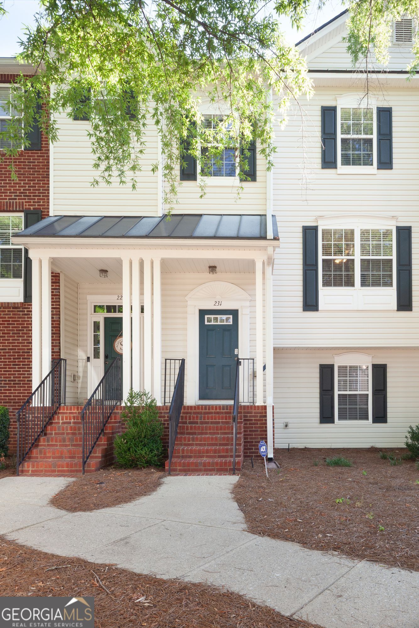 231 Village Square DR