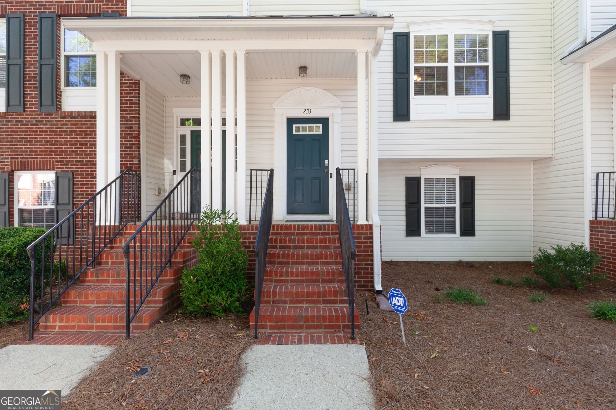 231 Village Square DR