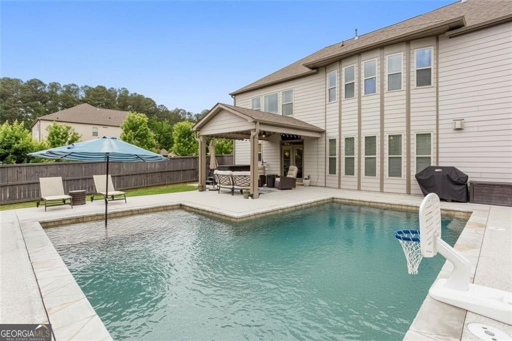 802 Omaha PL