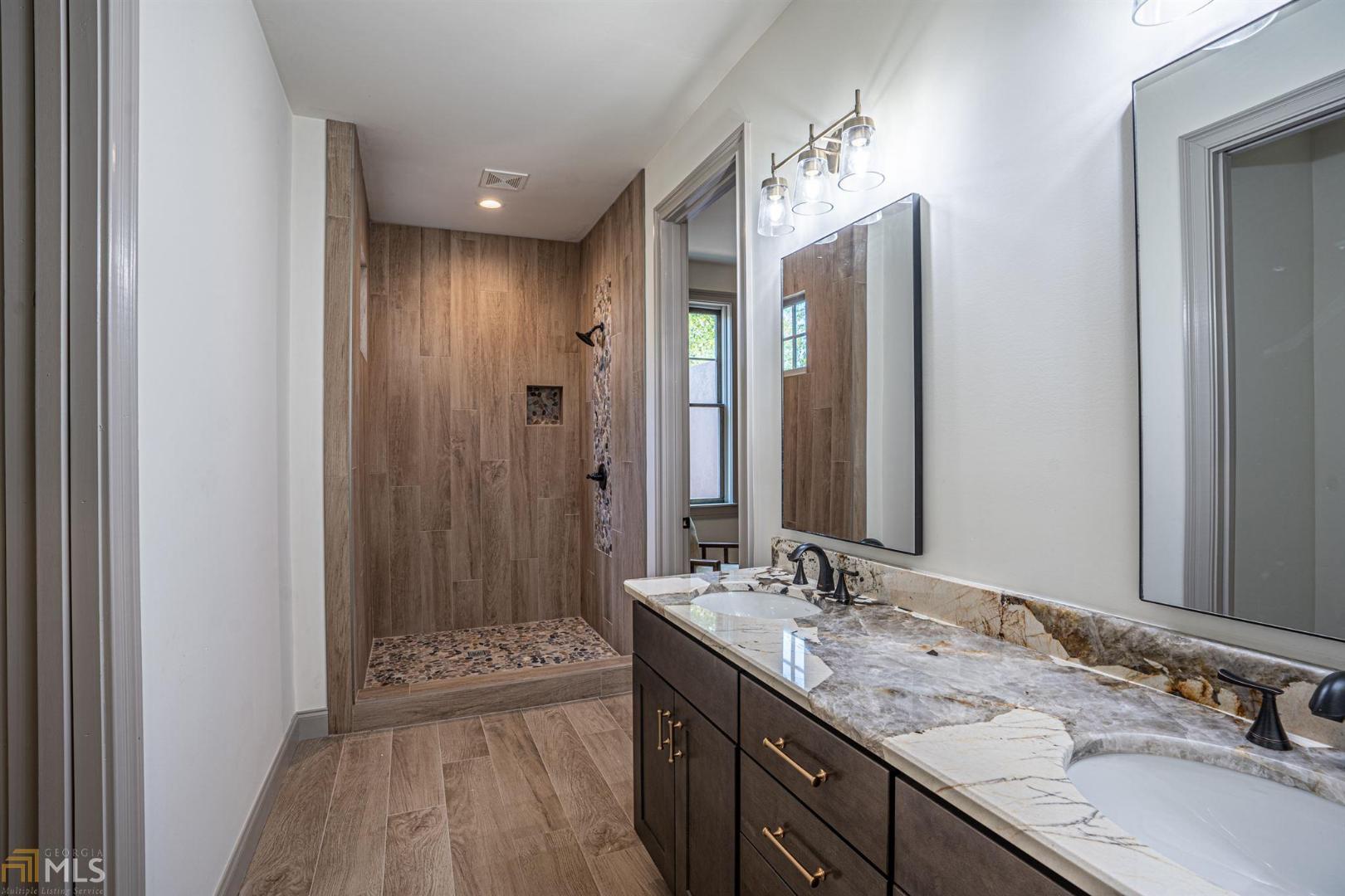 Harbor Club - Residential