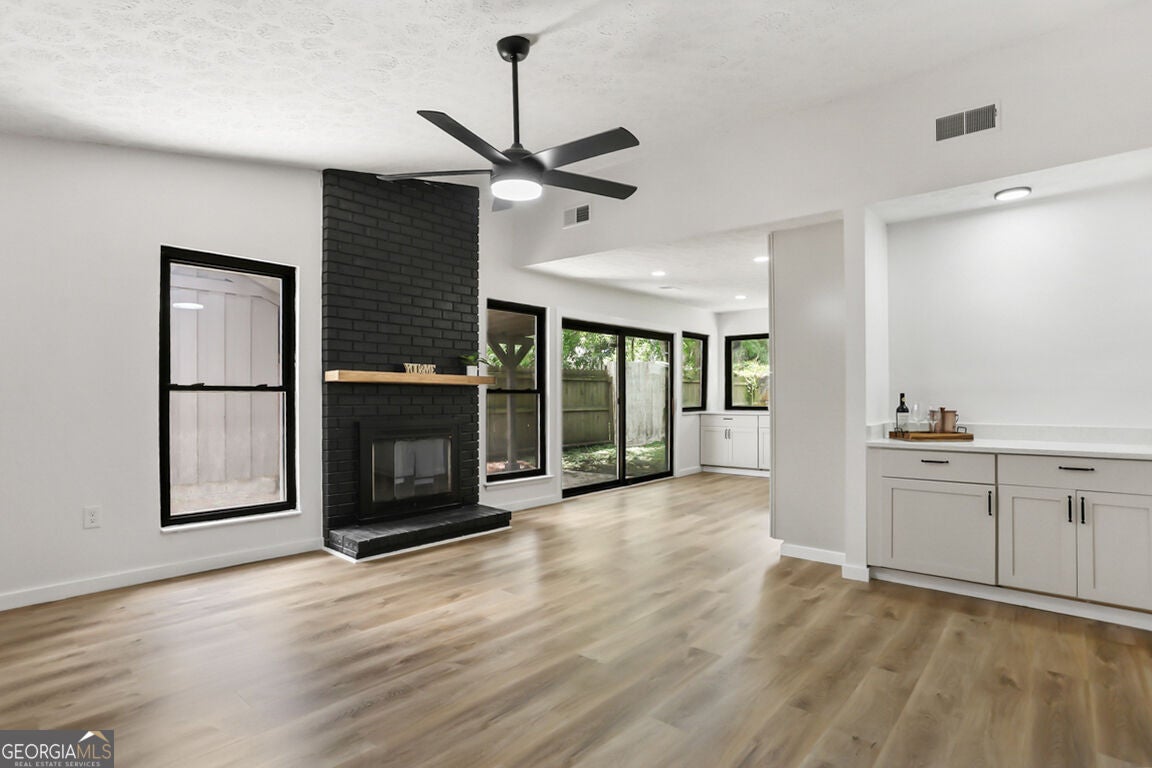 3 Marseilles CT
