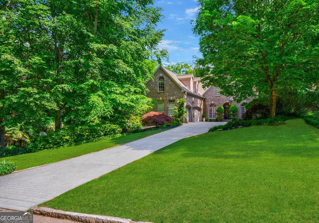 Photo of 1255 Beech Haven Road N, Atlanta, GA 30324 (MLS # 10632120)