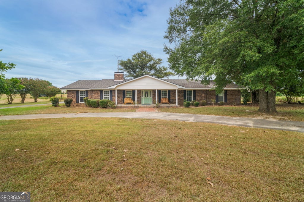 Photo of 284 Dillard Cary Drive, Cochran, GA 31014 (MLS # 10847554)
