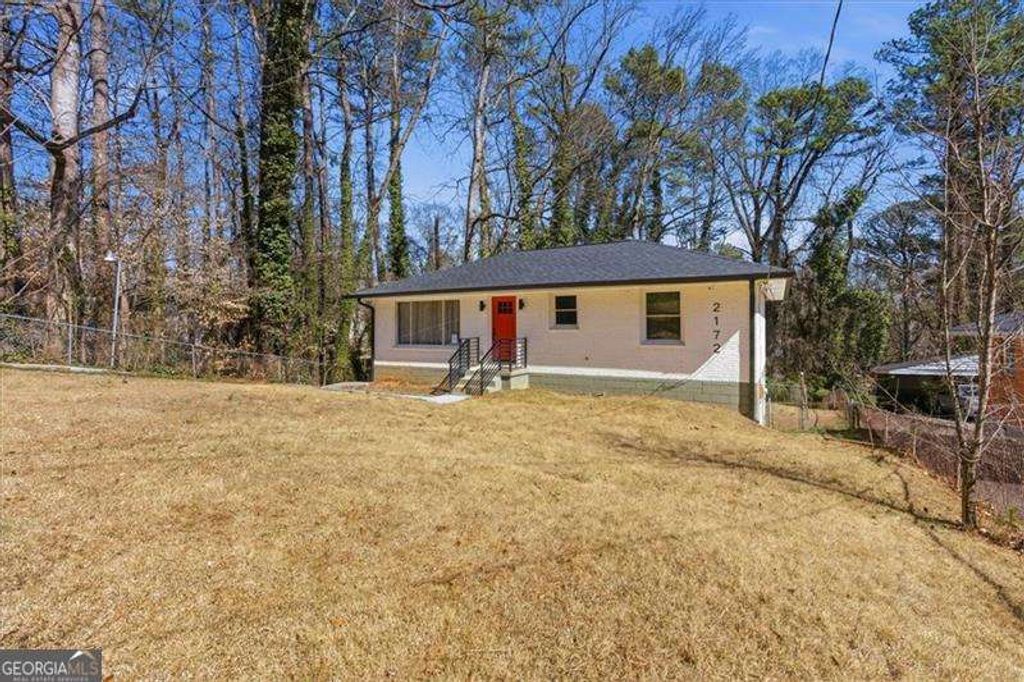 Photo of 2172 Polar Rock Terrace SW, Atlanta, GA 30315 (MLS # 10701352)