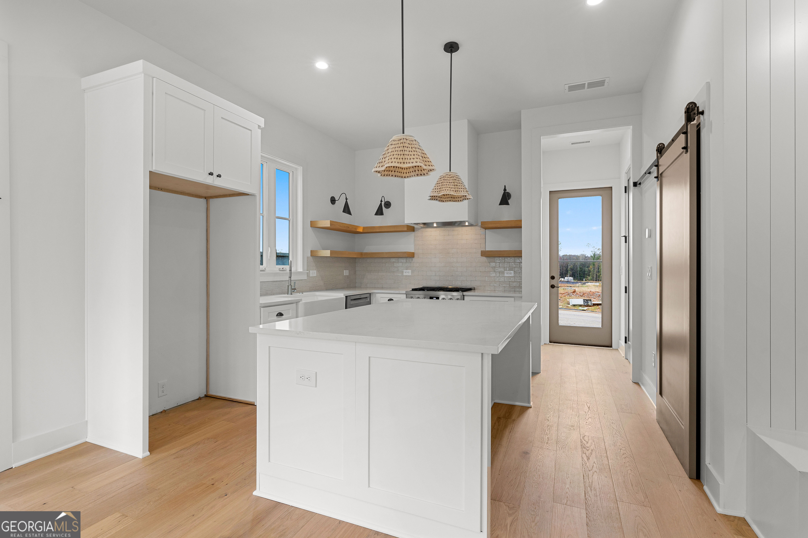 Fayetteville, Georgia 30214, United States, 2 Bedrooms Bedrooms, ,3 BathroomsBathrooms,Residential,Active,186802